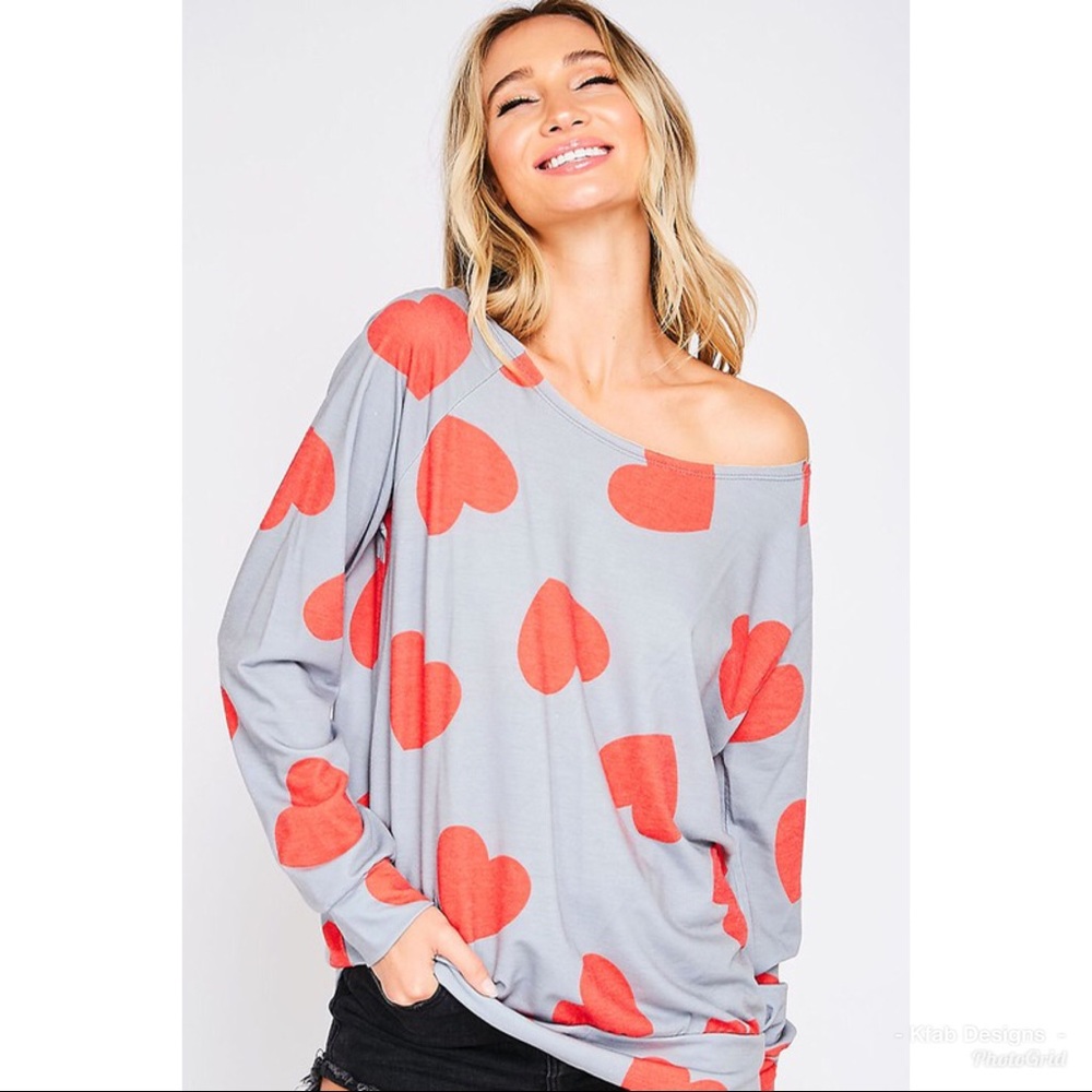 ❤️LAST 1! Heart Print Off Shoulder Banded Top! - Picture 4 of 5